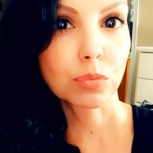 Meet your Posher, Pam